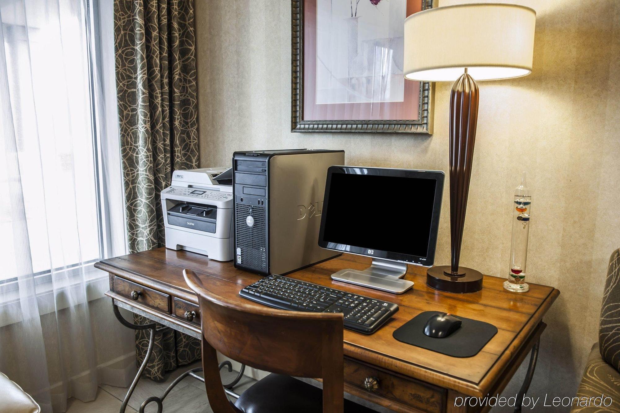 Holiday Inn - Columbus By Ihg Esterno foto